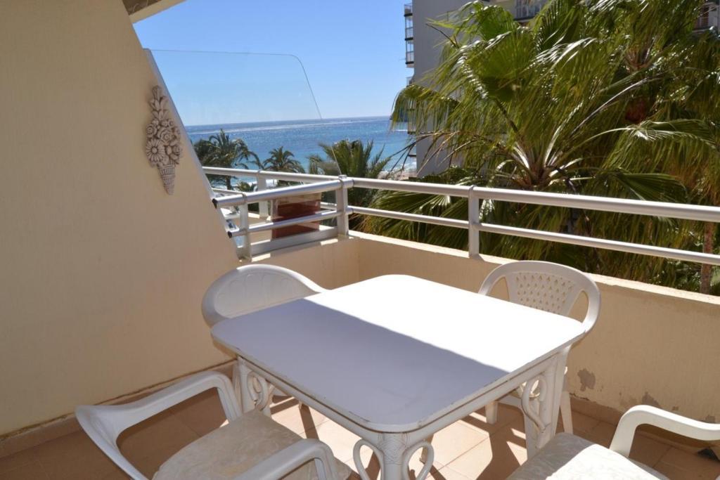 Apartamentos Turmalina Unitursa كاليبي الغرفة الصورة