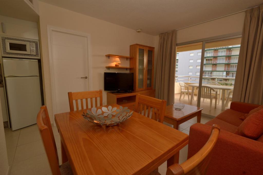 Apartamentos Turmalina Unitursa كاليبي الغرفة الصورة